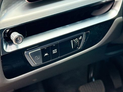 New 2025 Cadillac Lyriq Sport image 10