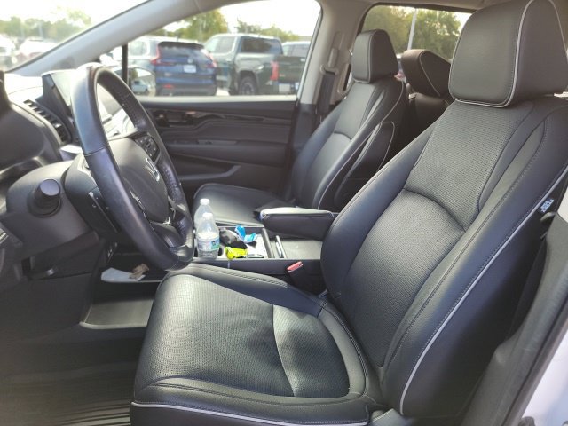 Used 2025 Honda Odyssey Elite image 11