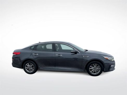 Used 2019 Kia Optima LX image 9