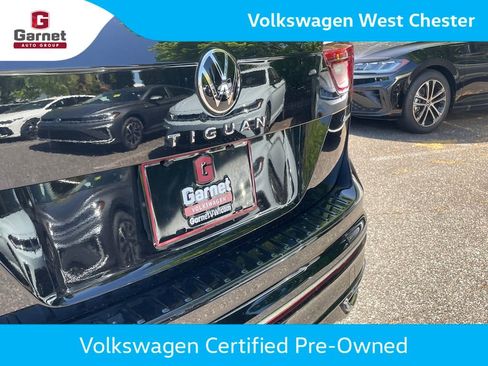 Certified 2023 Volkswagen Tiguan SEL R-Line AWD/4WD image 44