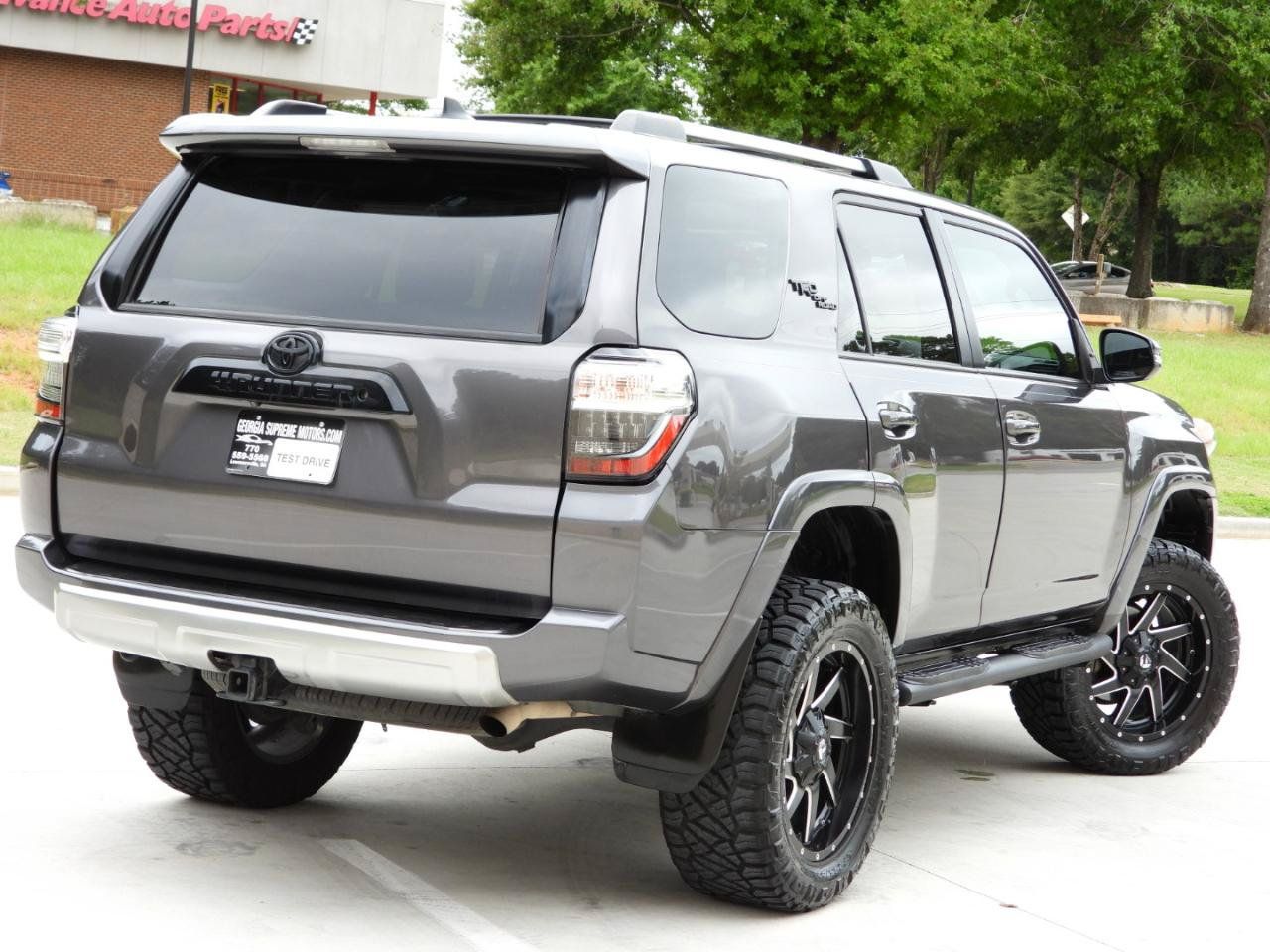 Used 2018 Toyota 4Runner TRD Off-Road Premium AWD/4WD image 14