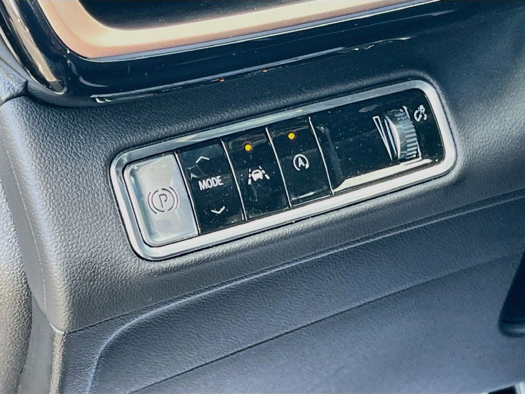 Used 2025 Buick Envision Sport Touring AWD/4WD image 10