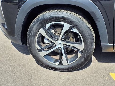 Used 2024 Chevrolet Trax RS w/ Driver Confidence Package FWD image 27
