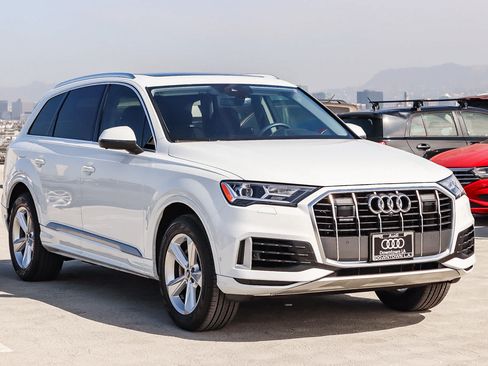 Used 2023 Audi Q7 2.0T Premium AWD/4WD image 3