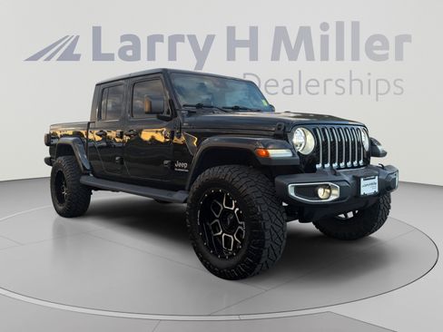 Used 2020 Jeep Gladiator Overland AWD/4WD image 7