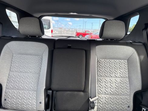 Used 2023 Chevrolet Equinox LT w/ Driver Convenience Package image 30