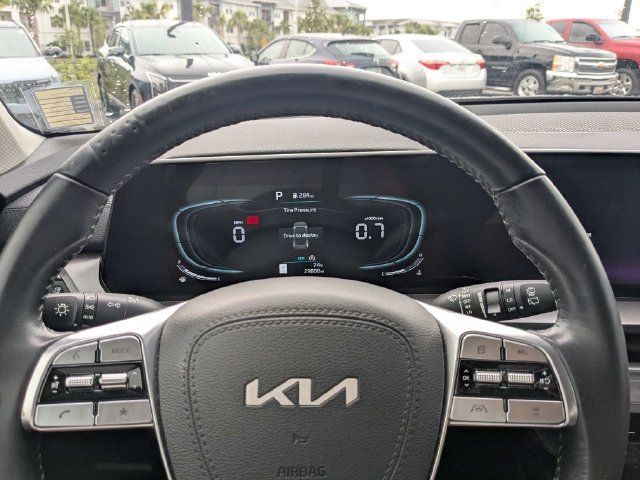 Used 2025 Kia Telluride S FWD image 29