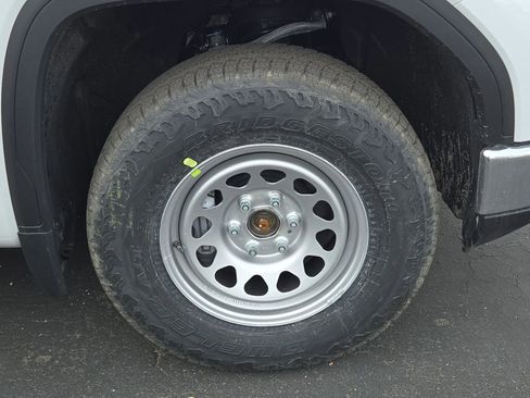 New 2026 GMC Sierra 1500 Pro w/ Pro Value Package image 4