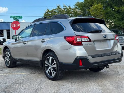 Used 2019 Subaru Outback 2.5i Limited w/ Popular Package #2 AWD/4WD image 4