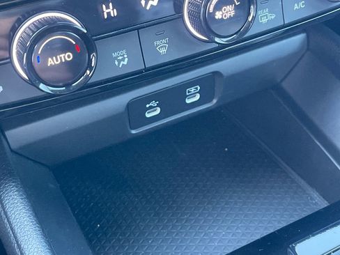 Used 2024 Honda Accord EX-L image 42