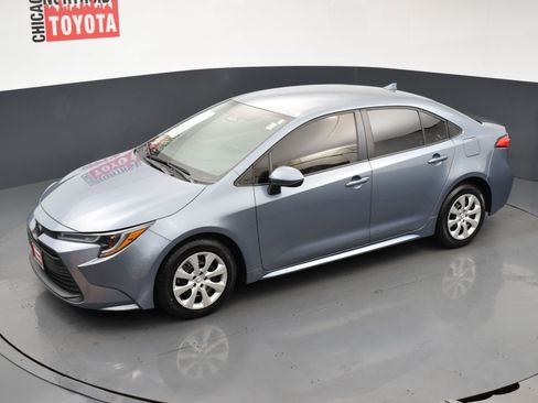 Used 2024 Toyota Corolla LE image 23