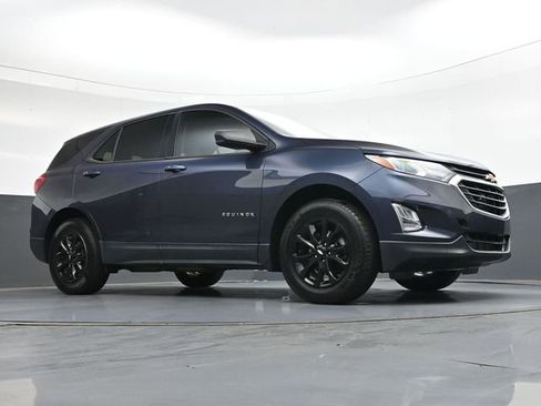 Used 2019 Chevrolet Equinox LS w/ LS Convenience Package image 33