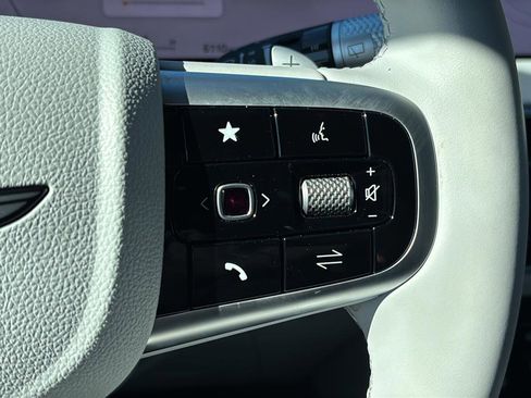 Certified 2026 Genesis GV70 2.5T Advanced image 27