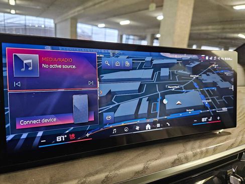 New 2026 BMW X7 M60i image 14