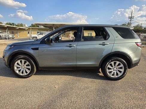 Used 2018 Land Rover Discovery Sport SE AWD/4WD image 4