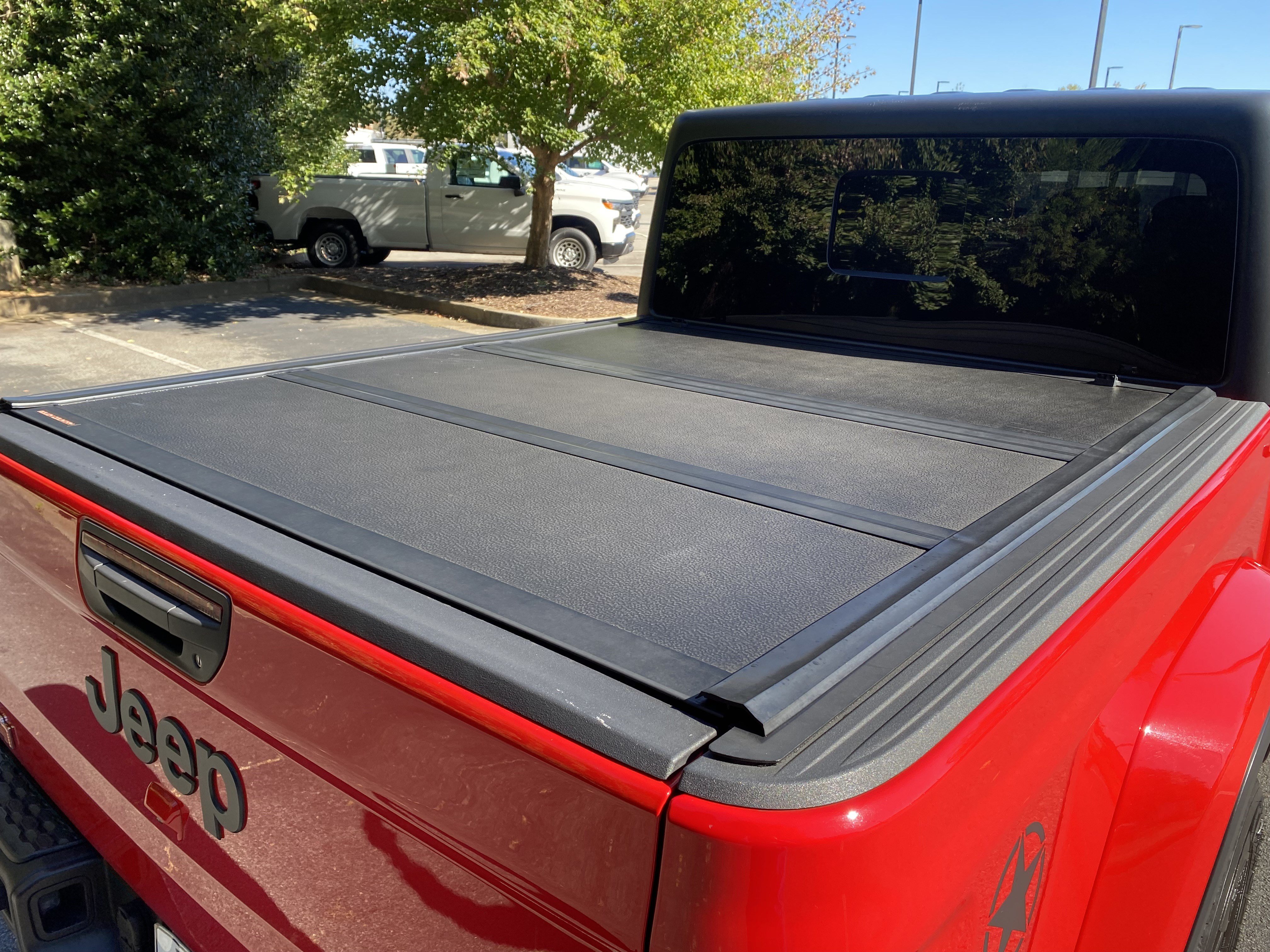 Used 2021 Jeep Gladiator Sport AWD/4WD image 39