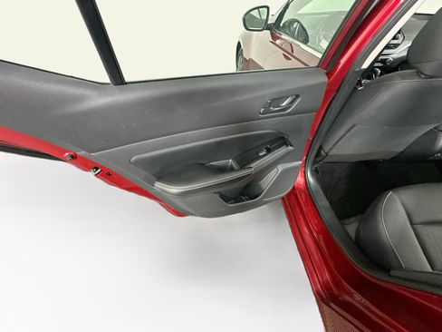 Used 2023 Nissan Altima 2.5 SV FWD image 25