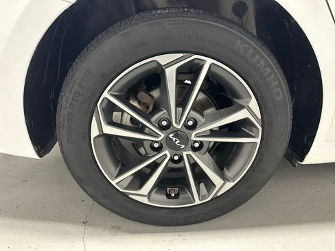 Used 2024 Kia Forte LXS image 56