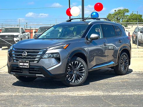 New 2026 Nissan Rogue Platinum AWD/4WD image 2