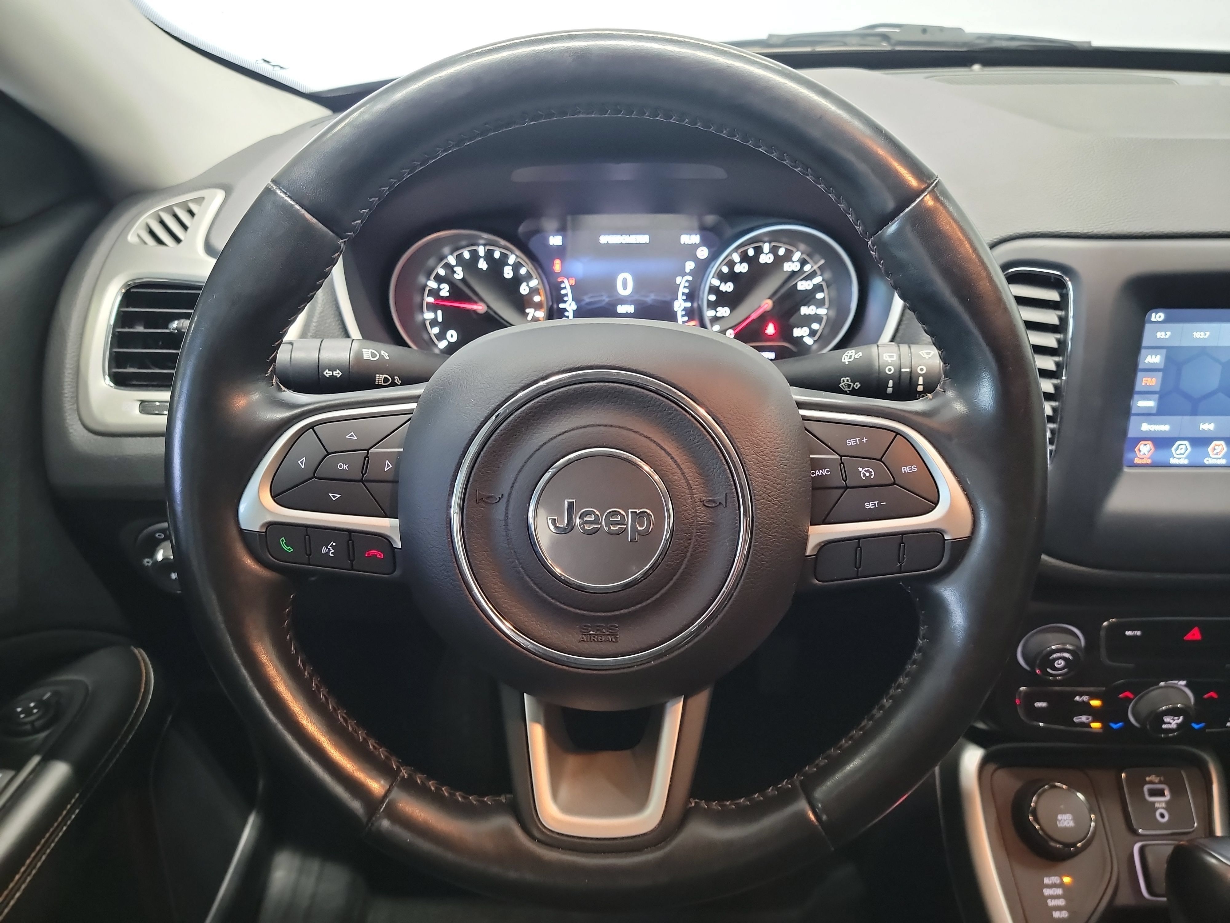 Used 2021 Jeep Compass Latitude w/ Convenience Group AWD/4WD image 17