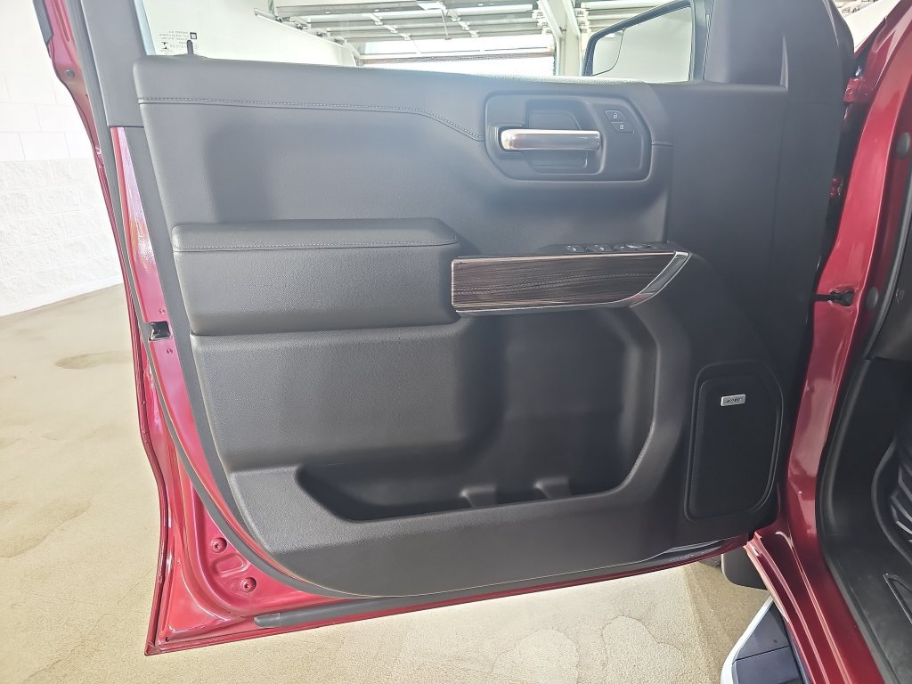 Certified 2020 Chevrolet Silverado 1500 RST AWD/4WD image 31
