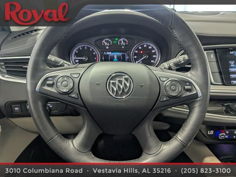 Used 2018 Buick Enclave Premium FWD image 23