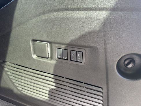 New 2026 Chevrolet Suburban High Country w/ Sun And Tow Package image 27