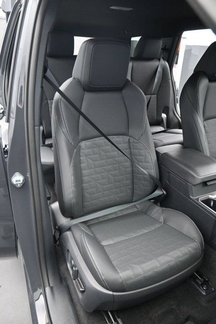 New 2026 Toyota 4Runner TRD Sport Premium AWD/4WD image 15
