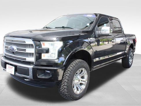 Used 2015 Ford F150 Platinum w/ Equipment Group 701A Luxury AWD/4WD image 8