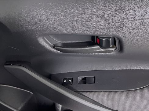 Used 2023 Toyota Corolla LE FWD image 31