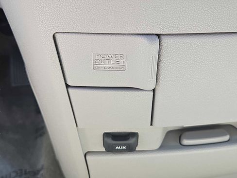 Used 2013 Honda Odyssey LX image 16