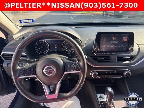 Certified 2022 Nissan Altima 2.5 SR image 10