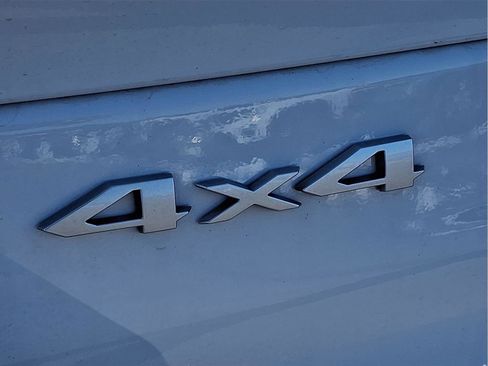 New 2026 Jeep Grand Cherokee Limited w/ Trailer Tow Package image 18