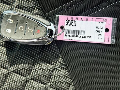 Used 2020 Chevrolet Blazer LT image 38