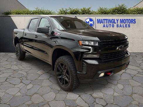 Used 2021 Chevrolet Silverado 1500 LT Trail Boss w/ Convenience Package II AWD/4WD image 1