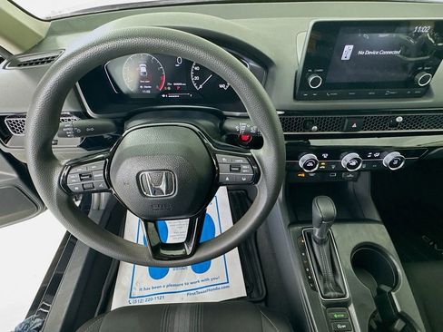 Used 2022 Honda Civic LX image 14