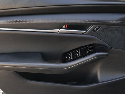 Certified 2025 MAZDA MAZDA3 s FWD image 13