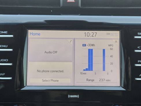 Used 2020 Toyota Camry LE image 15