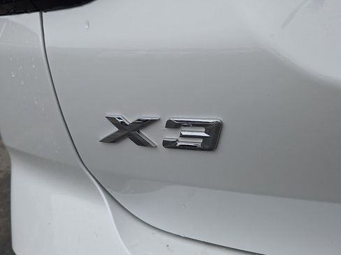 Used 2024 BMW X3 xDrive30i w/ Premium Package image 31