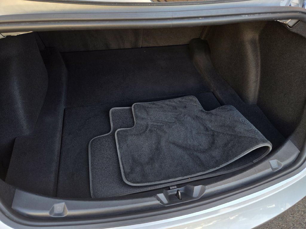 Used 2018 Tesla Model 3 Long Range RWD image 24