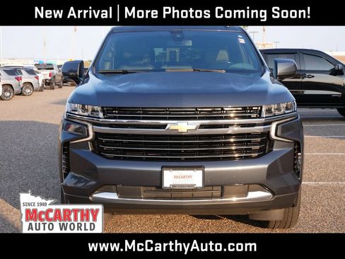 Used 2021 Chevrolet Suburban LT w/ Rear Media and Nav Package AWD/4WD image 4