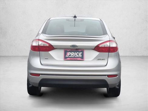 Used 2018 Ford Fiesta SE w/ Equipment Group 201A image 7