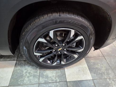 Used 2021 Chevrolet TrailBlazer LT w/ Convenience Package image 27