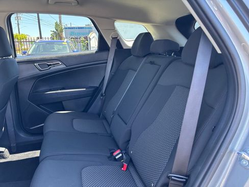 Used 2025 Kia Sportage LX FWD image 25