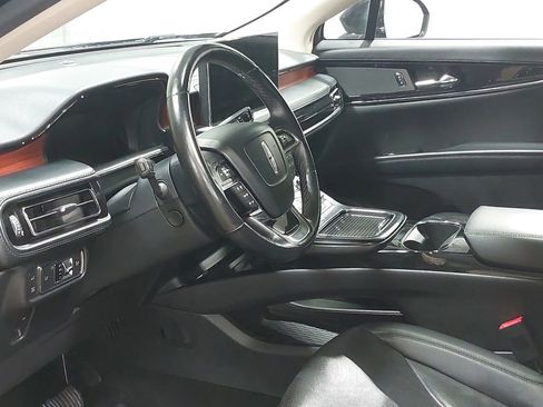 Used 2022 Lincoln Nautilus Reserve w/ Monochromatic Package image 16