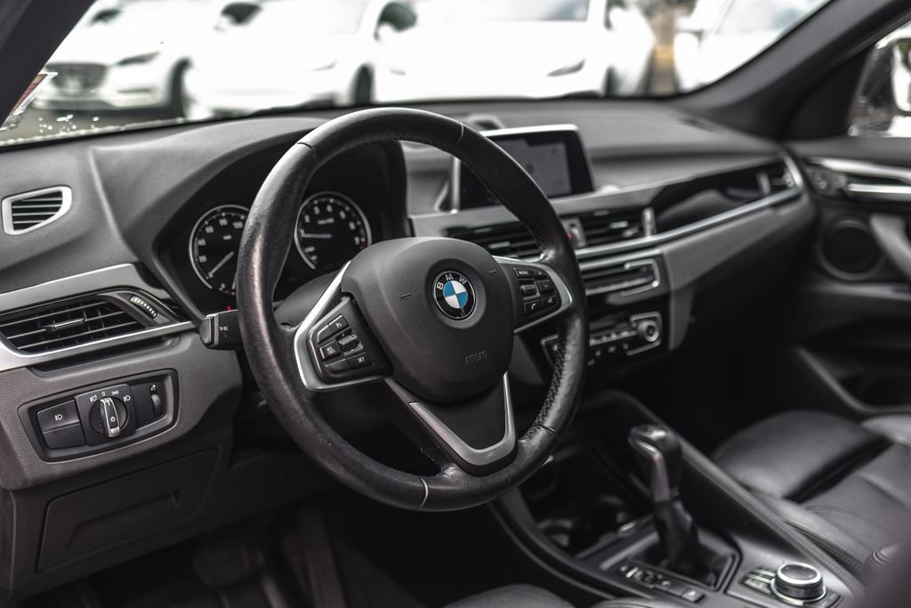 Used 2018 BMW X1 xDrive28i AWD/4WD image 11