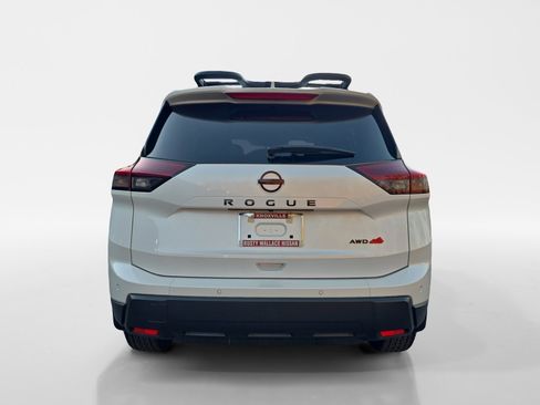 Certified 2025 Nissan Rogue SV image 4