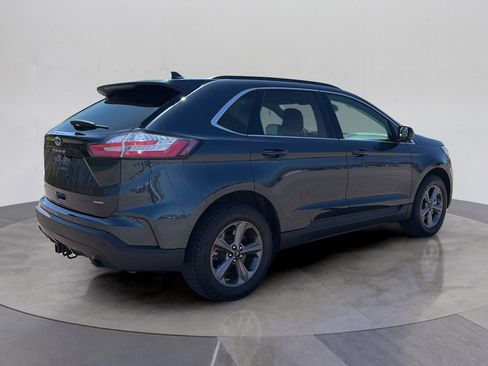 Certified 2022 Ford Edge SEL w/ Sport Appearance Package AWD/4WD image 6