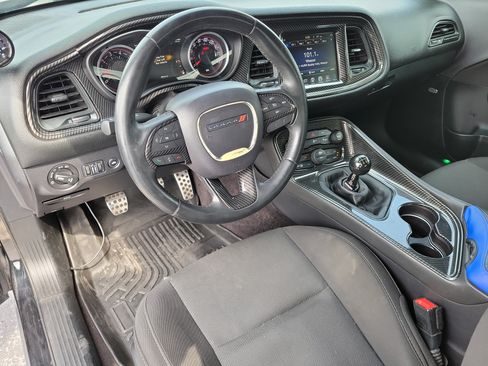 Used 2016 Dodge Challenger R/T Scat Pack RWD image 11