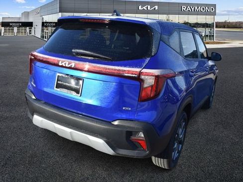 Certified 2024 Kia Seltos LX image 3